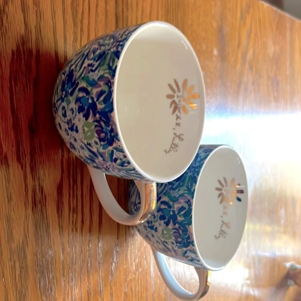 Lilly Pulitzer pair coffee mugs NWOT